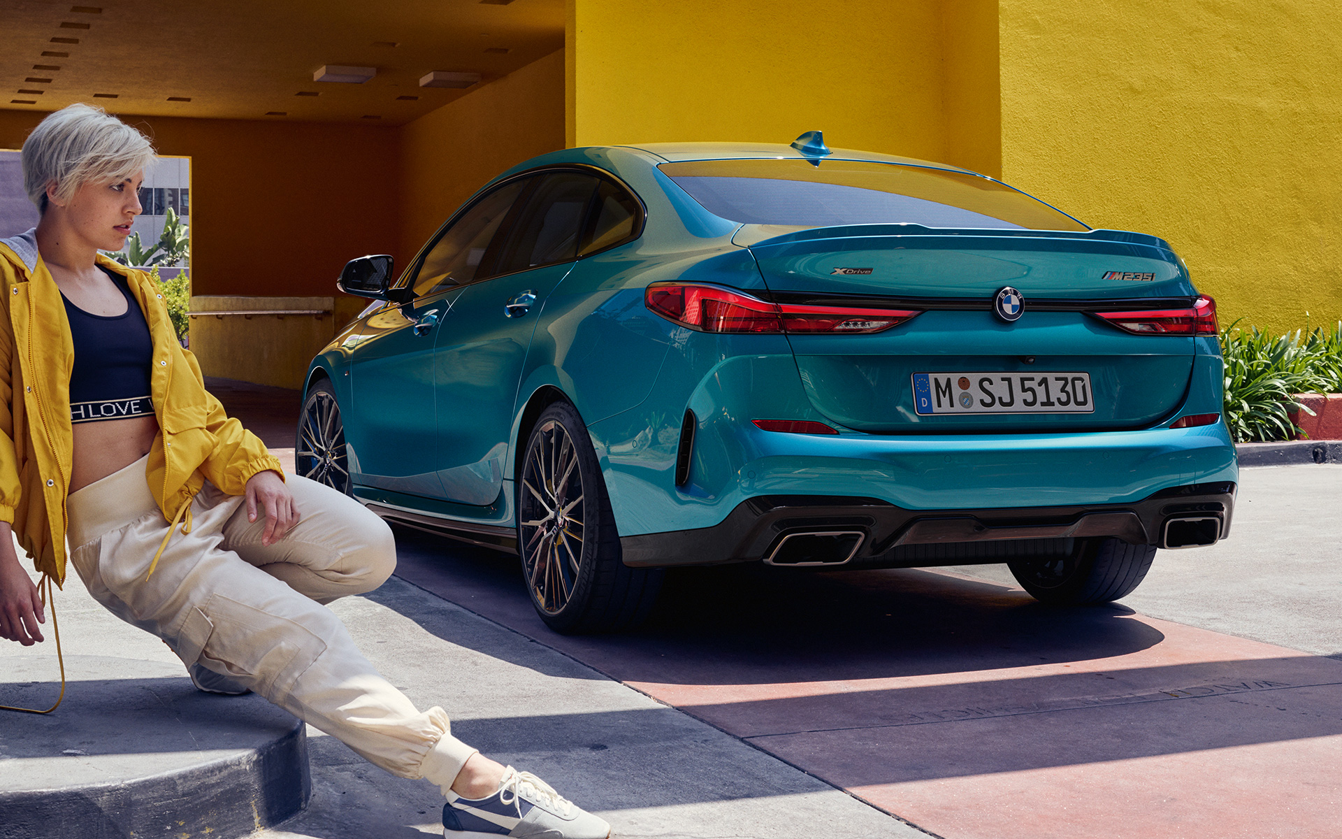 Arrière athlétique, BMW Série 2 Gran Coupé F44 en Snapper Rocks Blau metallic, vue latérale de trois quarts